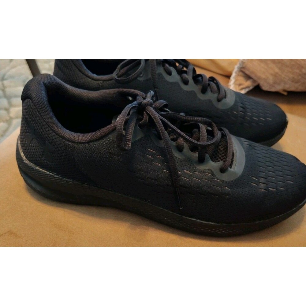 Under Armour Sneakers Charger Pursuit Black Size 11 Deluxe Foam EC 3023865-003